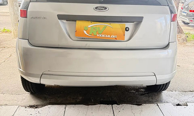 Ford Fiesta 1.0 8V F...