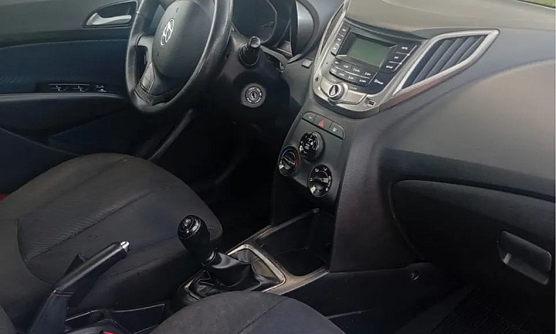 Hyundai Hb20S C.plus...