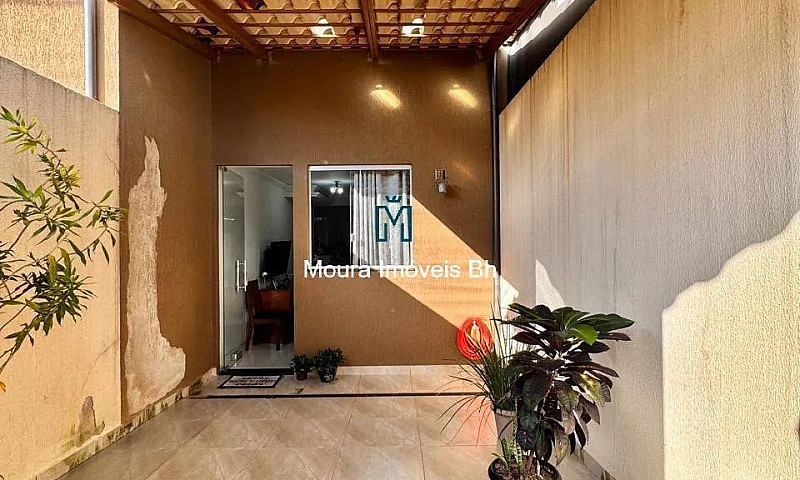 Casa Com Entrada Ind...