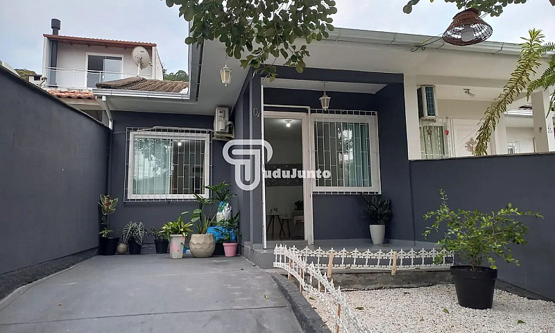Casa Em São Sebastiã...