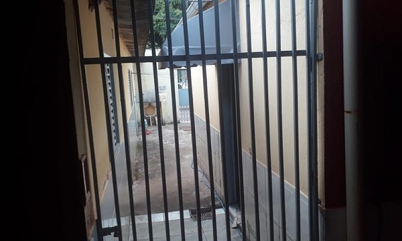 Casa Com 4 Residênci...