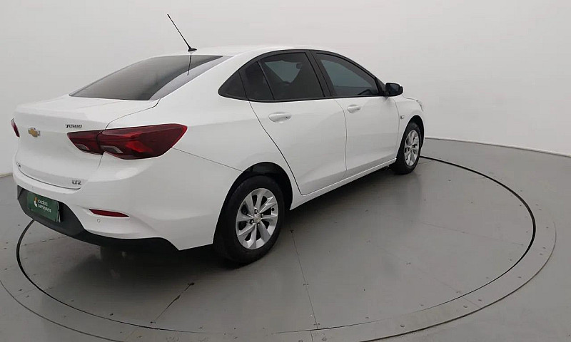 Chevrolet Onix Plus ...