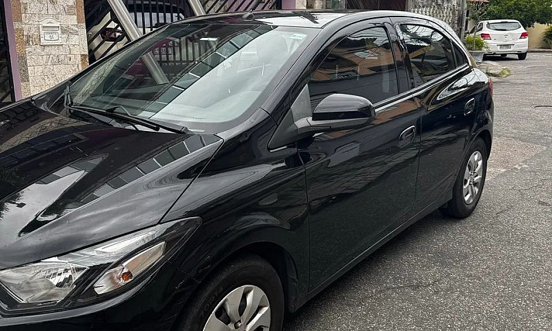 Chevrolet Onix Hatch...