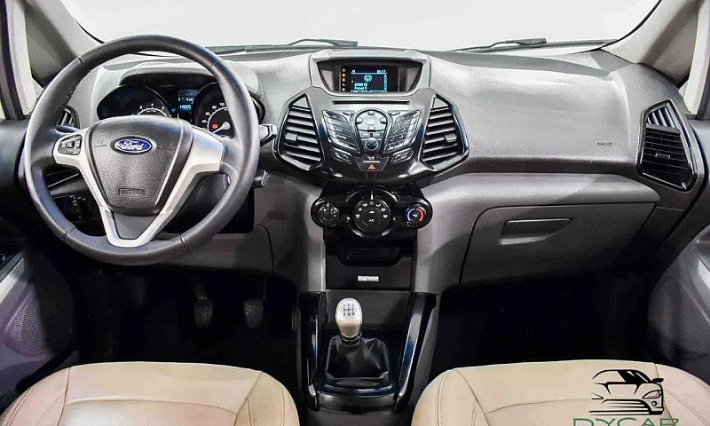 Ford Ecosport 2015 1...