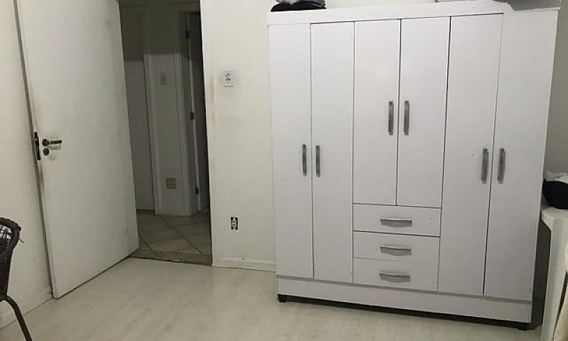 Vaga Em Quarto Duplo...