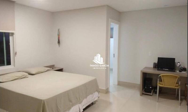 Casa Com 6 Dormitóri...
