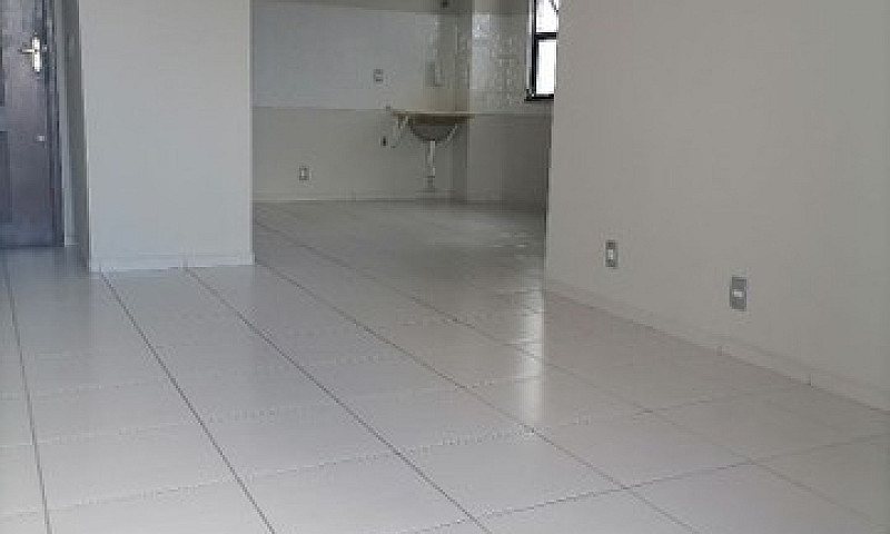 Alugo Apt Av Maria L...