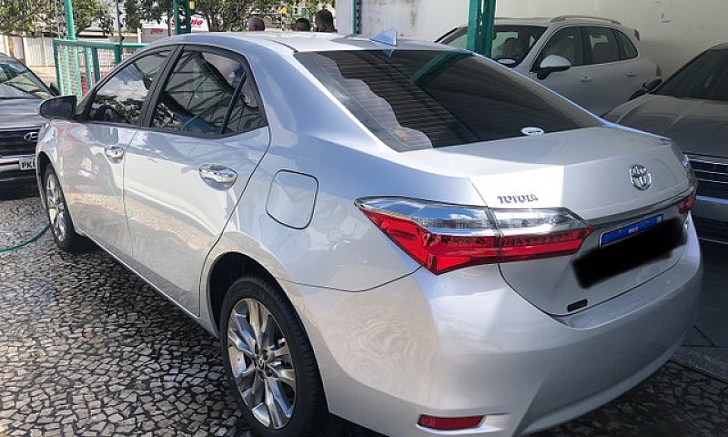 Toyota Corola Xei 2....