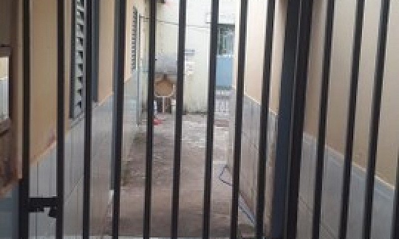 Casa Com 4 Residênci...