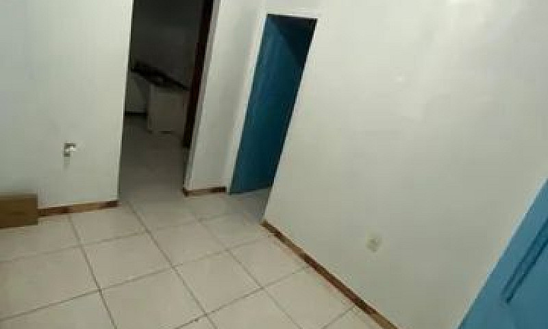 Aluga-Se Apartamento...