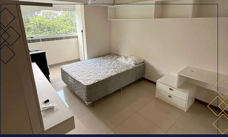 Breeze Resudence Par...