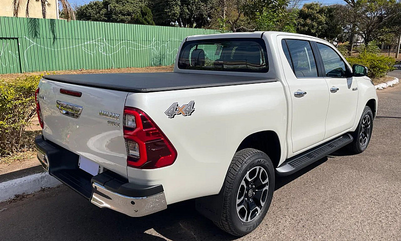 Toyota Hilux Cd Srx ...