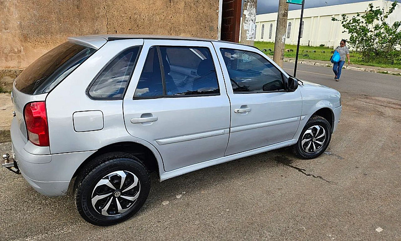 Volkswagen Gol Geraç...