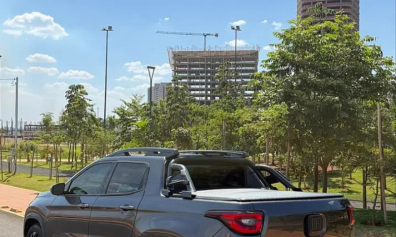 Fiat Toro Volcano 1....