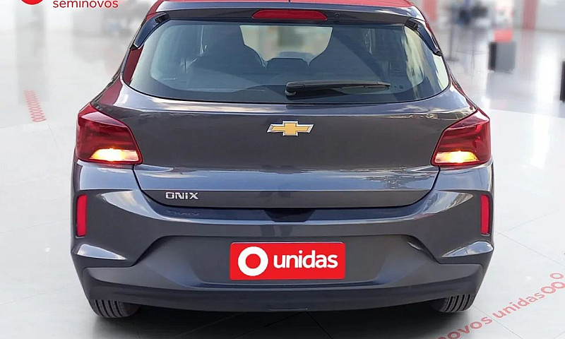 Chevrolet Onix Hatch...