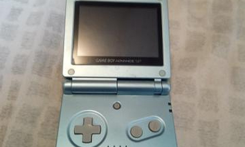 Game Boy Advance Com...