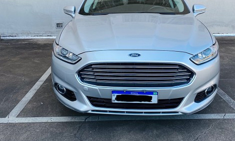 Ford Fusion Titanium...