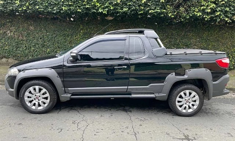 Fiat Strada 1.8 16V ...