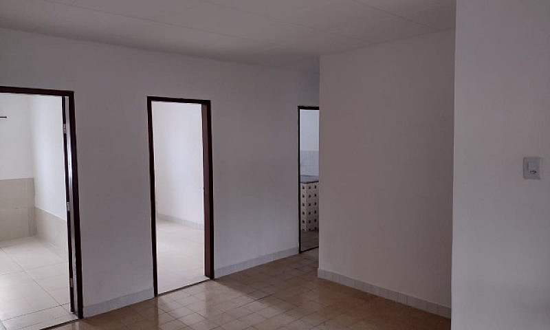 Alugo Casa Em Jardim...