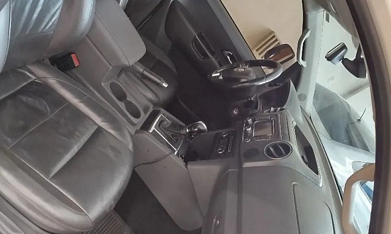 Linda Amarok Highili...