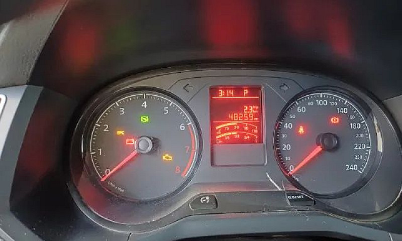 Voyage 1.6 Auto - 20...