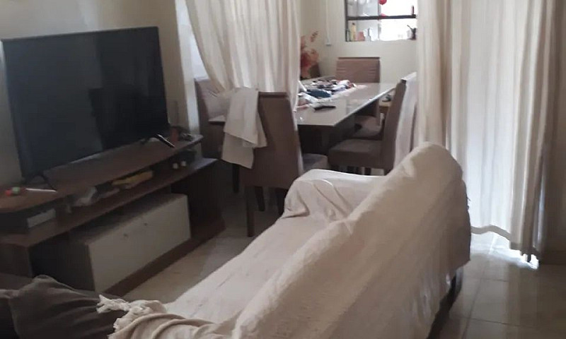 Casa À Venda ...