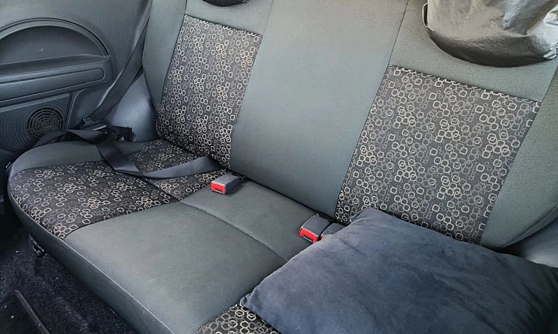 Fiat Uno Vivace 1.0 ...