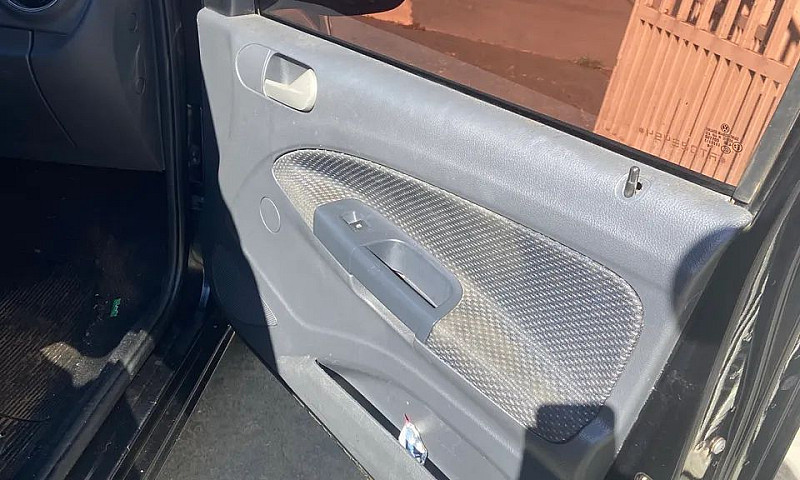 Volkswagen Gol Geraç...