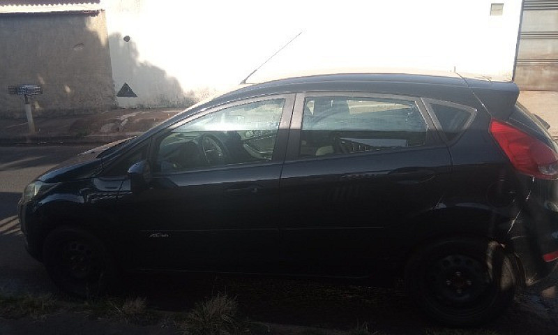 New Fiesta 1.5 4P  2...