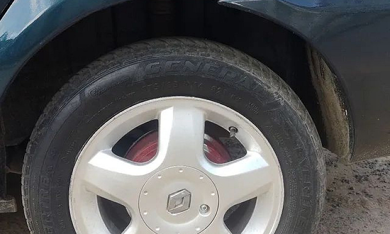 Clio Sedan 2007 ...