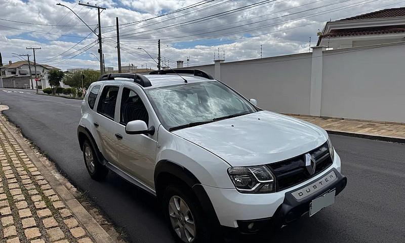 Renault Duster Expre...