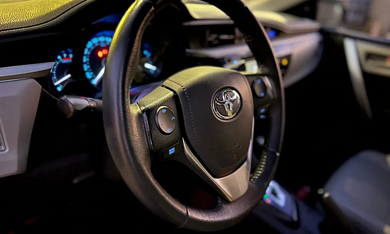 Toyota Corolla Gli 1...