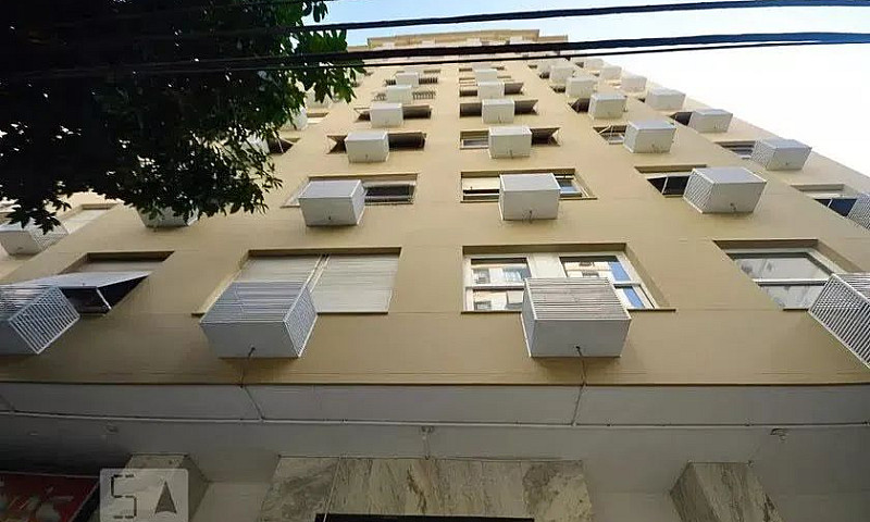 Alugo Quarto Icarai...