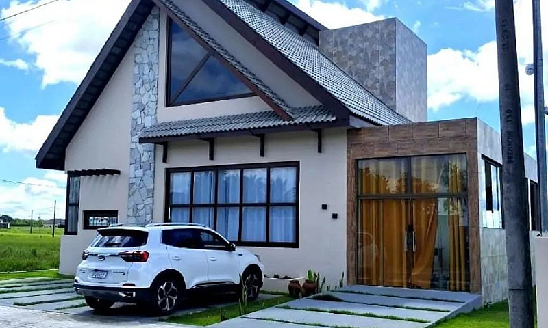 Casa Com 3 Dormitóri...