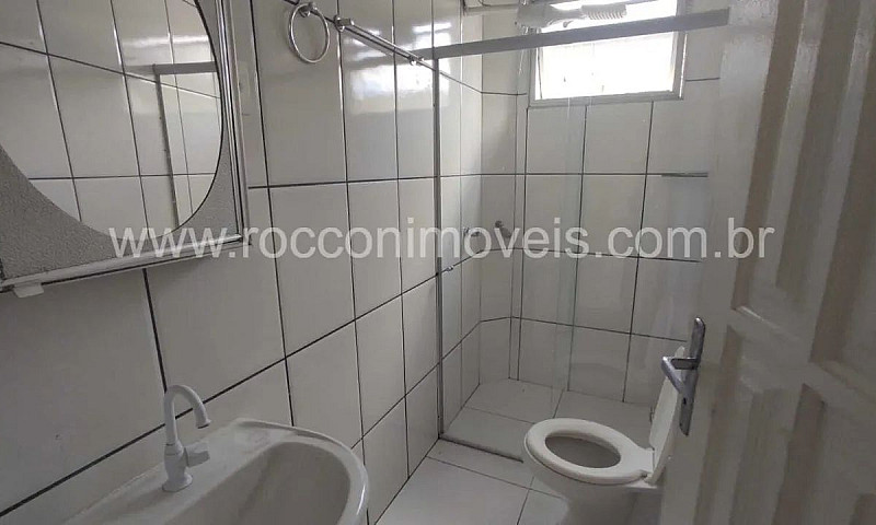 Apartamento De 03 Qu...