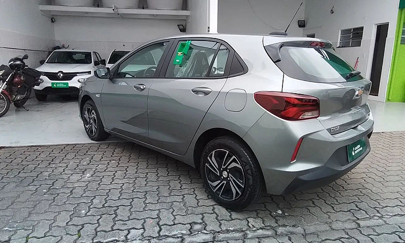Chevrolet Onix Hatch...