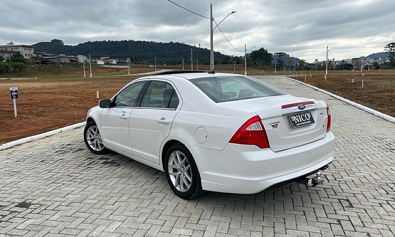 Ford Fusion 2.5 2010...