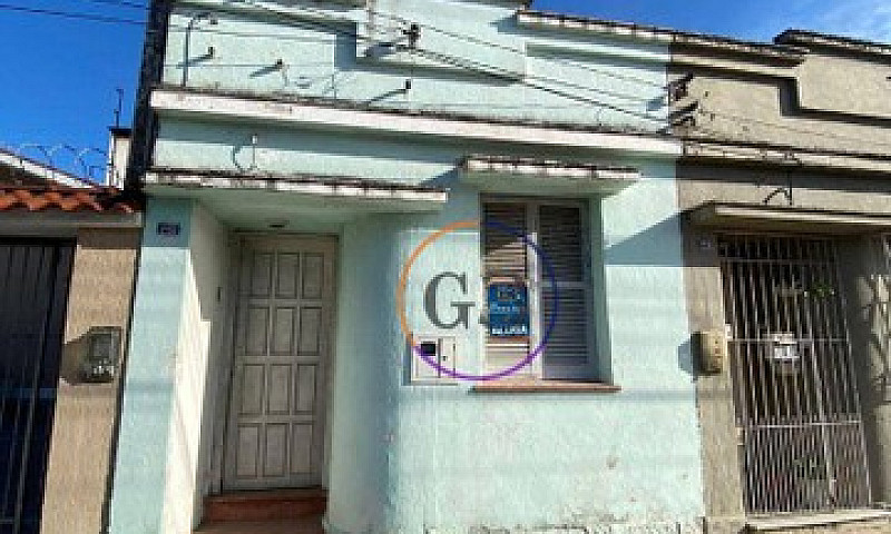 Casa Com 2 Dormitóri...