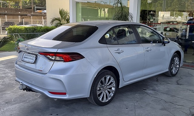 Toyota Corolla 2.0 V...