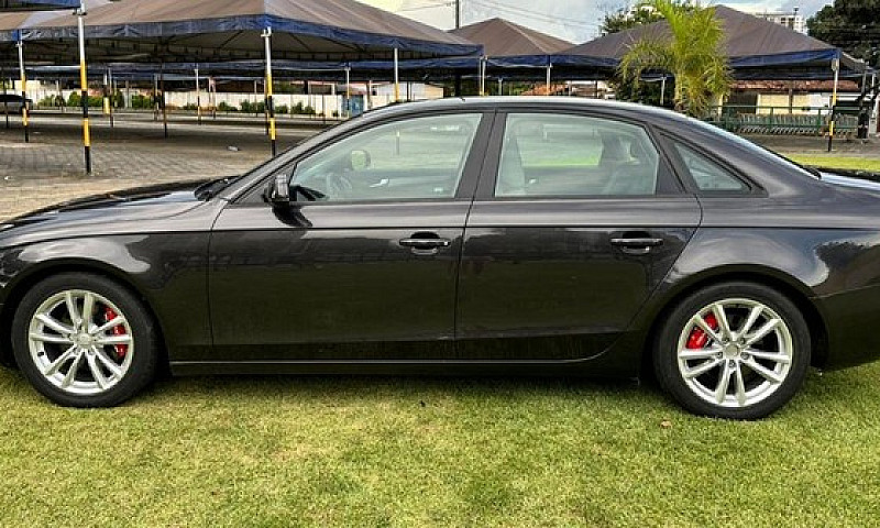 Audi A4 Attraction 2...