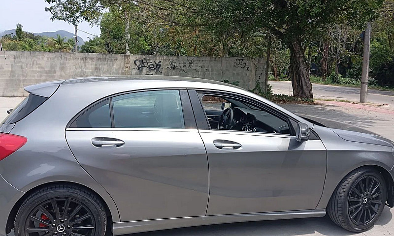 Mercedes-Benz Classe...