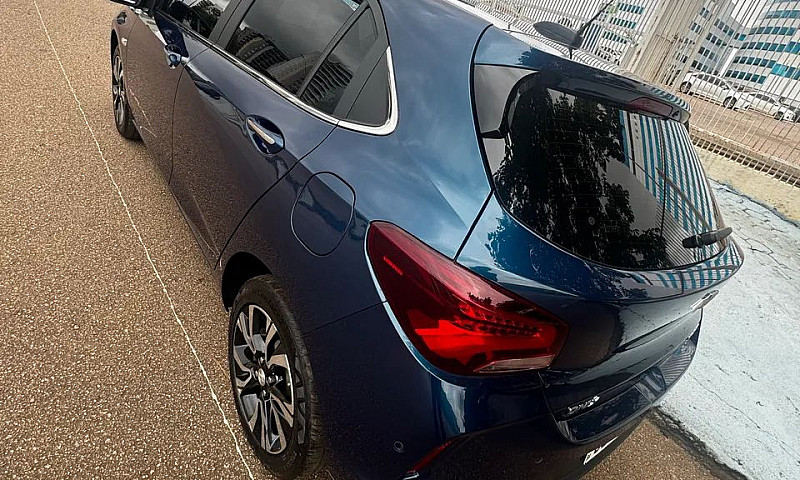 Chevrolet Onix Hatch...