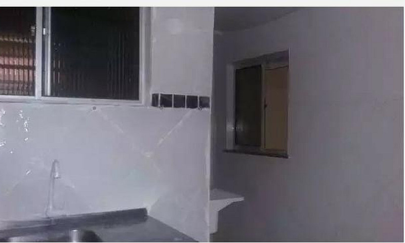 Alugo Casa 2/4 Pitua...
