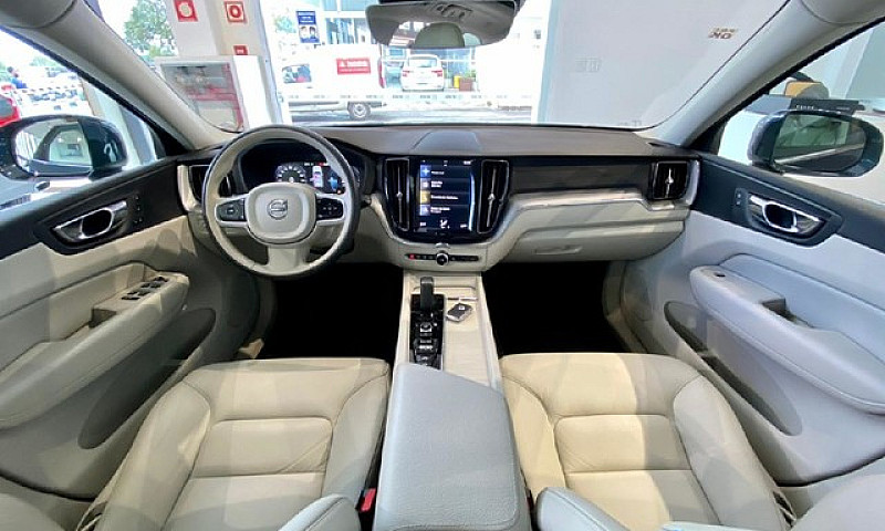 Volvo Xc 60 2.0 T8 H...