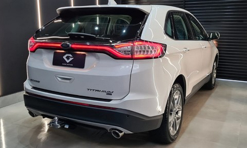 Ford Edge Titanium 2...
