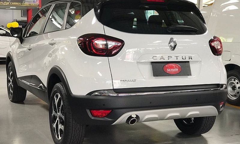 Captur 1.6 Bose Xtro...