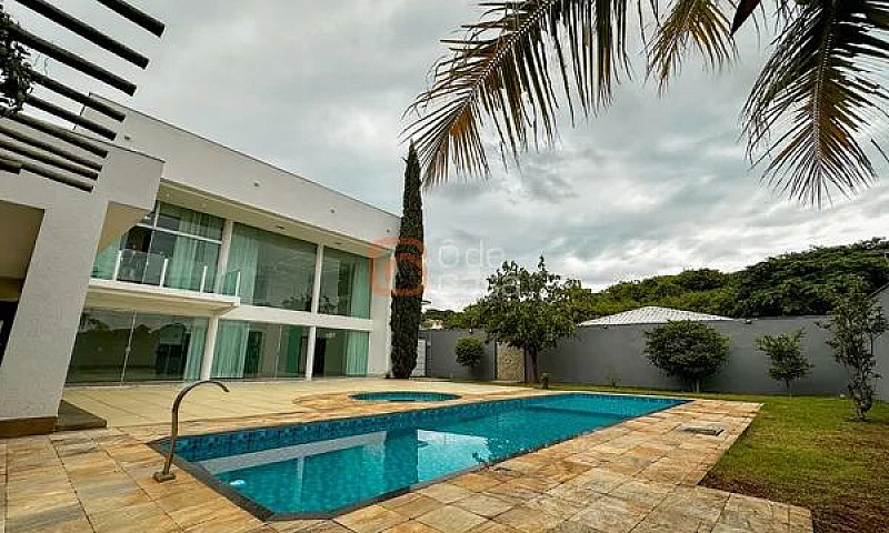 Casa Com 4 Suítes E ...