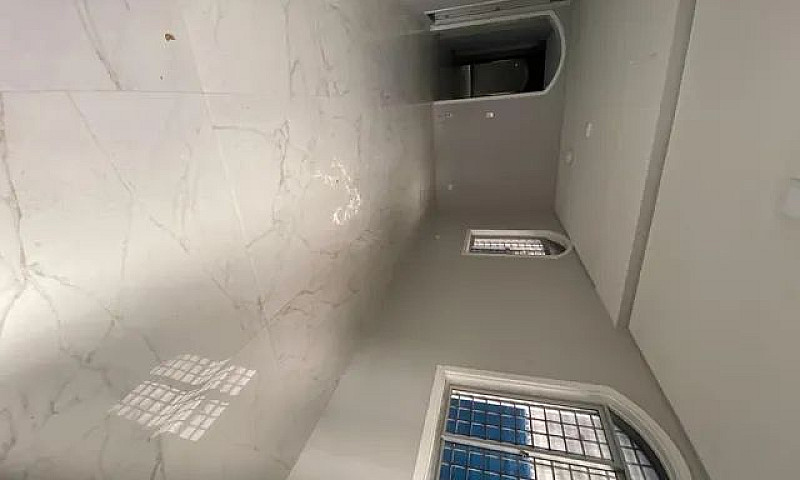 Neri Casa De 450M2 T...