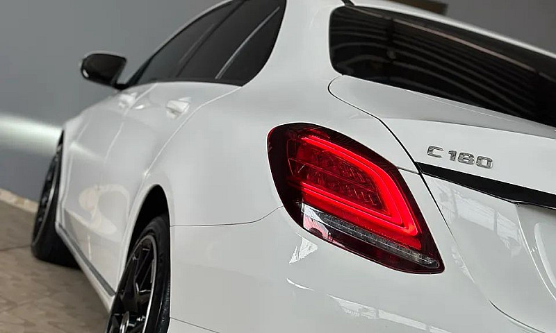 Mercedes-Benz C-180 ...