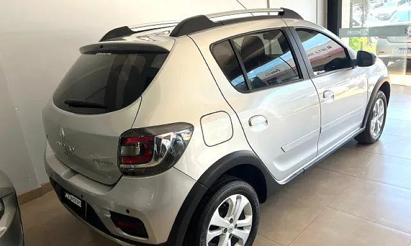 Renault Sandero Step...